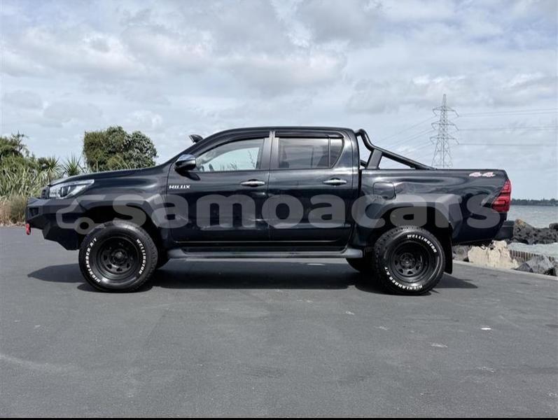 Big with watermark toyota hilux aiga i le tai apai 5572