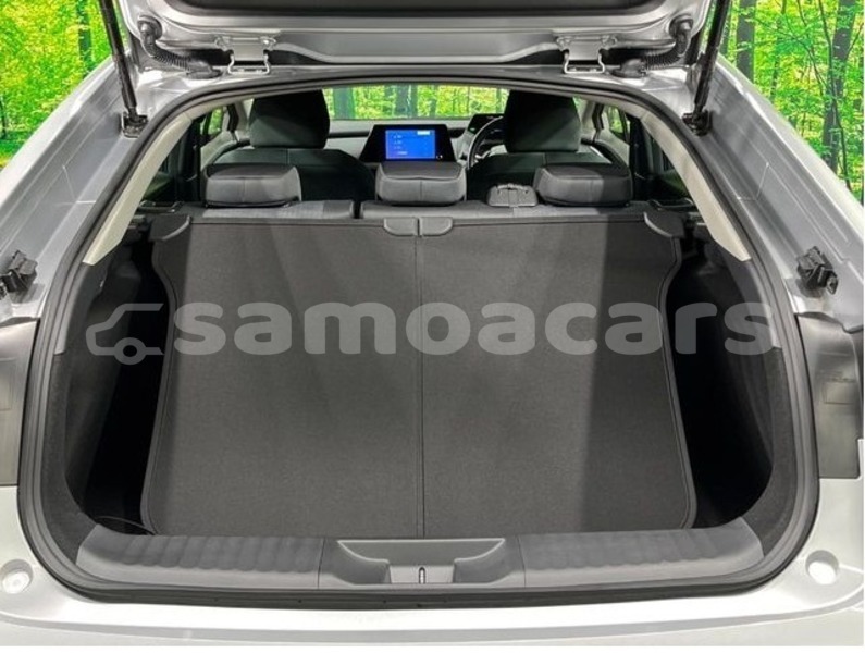 Big with watermark toyota prius aiga i le tai apai 5576