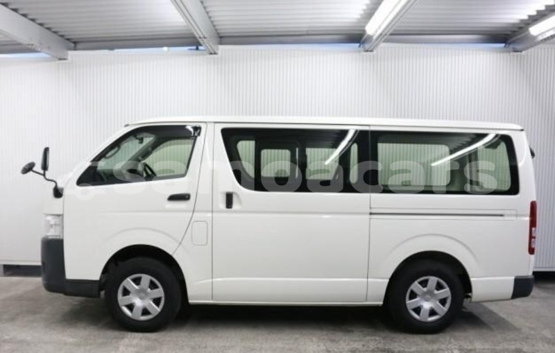 Big with watermark toyota hiace tuamasaga apia 5581