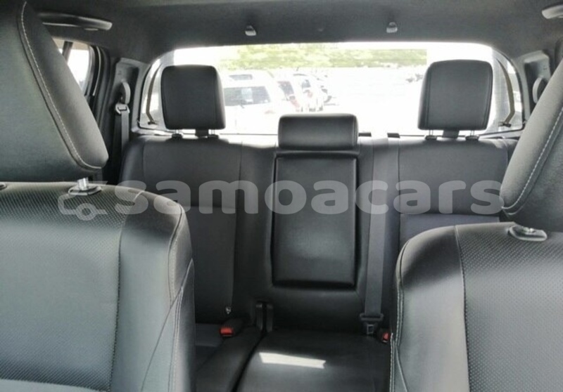 Big with watermark toyota hiluxe revo tuamasaga apia 5589