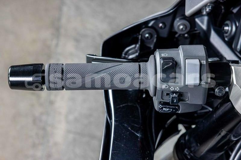 Big with watermark yamaha yzf tuamasaga apia 5597