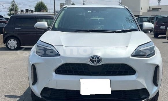 Buy Used Toyota Yaris White Car in Apia in Tuamasaga