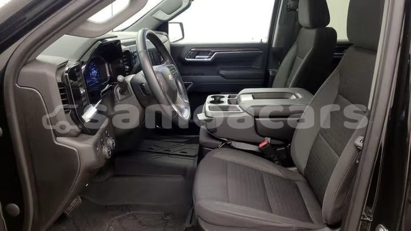 Big with watermark chevrolet silverado tuamasaga apia 5608