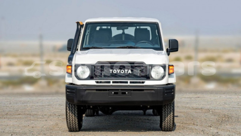 Big with watermark toyota land cruiser tuamasaga apia 5617