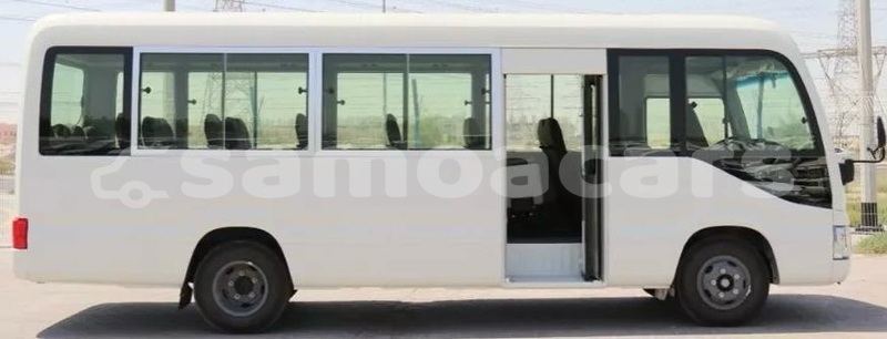 Big with watermark toyota coaster tuamasaga apia 5618