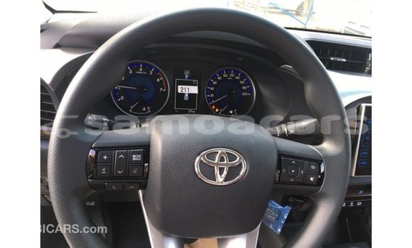 Buy Import Toyota Hilux White Car in Import - Dubai in A'ana Buy Import Toyota Hilux White Car in Import - Dubai in A'ana