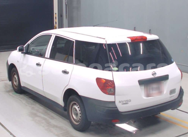 Big with watermark nissan ad aiga i le tai apai 5621