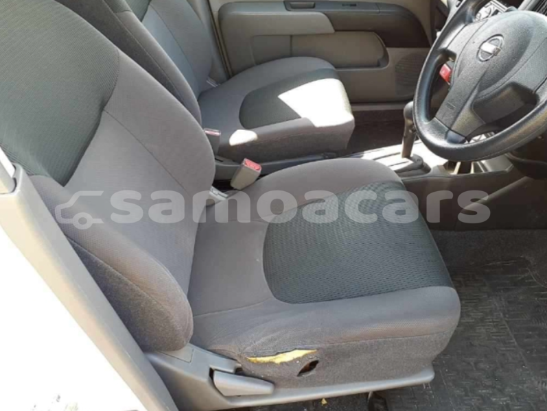 Big with watermark nissan ad aiga i le tai apai 5621