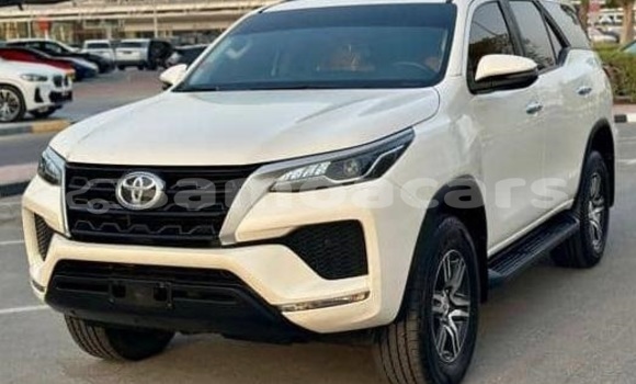 Buy Used Toyota Fortuner White Car in Apia in Tuamasaga Buy Used Toyota Fortuner White Car in Apia in Tuamasaga