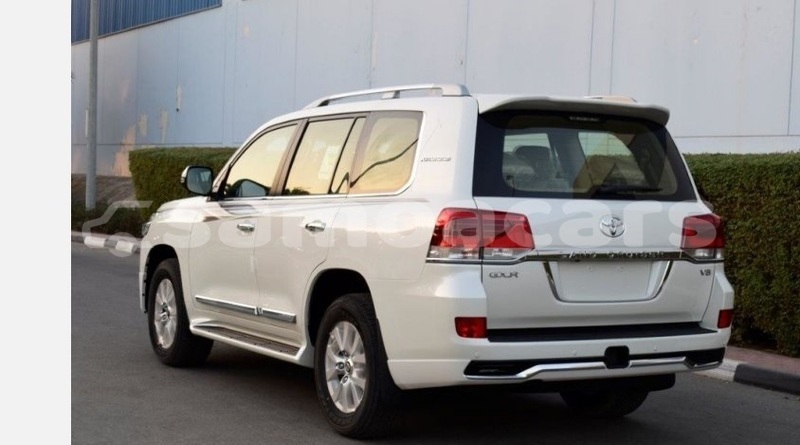 Big with watermark toyota land cruiser tuamasaga apia 5625