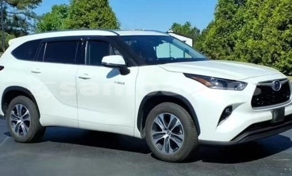 Buy Used Toyota Highlander White Car in Apia in Tuamasaga Buy Used Toyota Highlander White Car in Apia in Tuamasaga