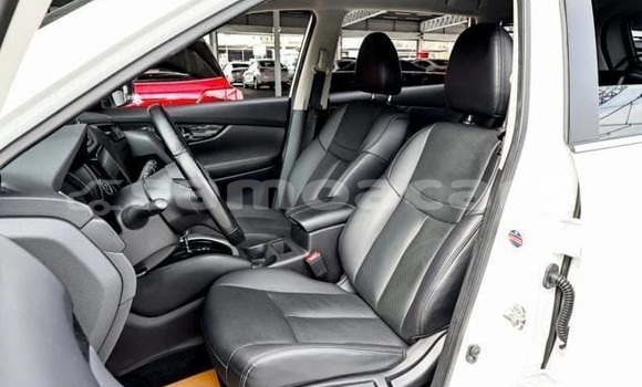 Buy Used Nissan X–Trail White Car in Apia in Tuamasaga Buy Used Nissan X–Trail White Car in Apia in Tuamasaga