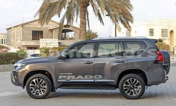 Buy Used Toyota Land Cruiser Prado White Car in Apia in Tuamasaga Buy Used Toyota Land Cruiser Prado White Car in Apia in Tuamasaga