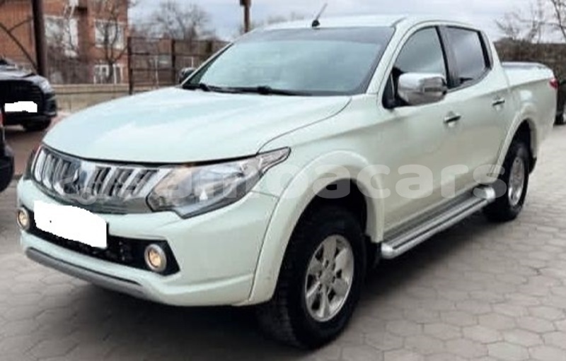 Big with watermark mitsubishi l200 tuamasaga apia 5633