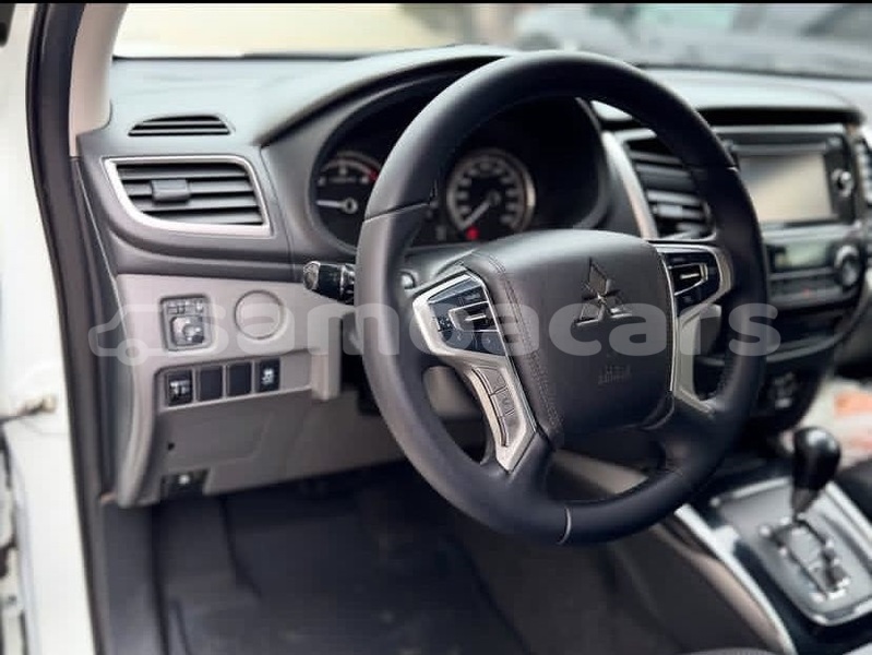 Big with watermark mitsubishi l200 tuamasaga apia 5633