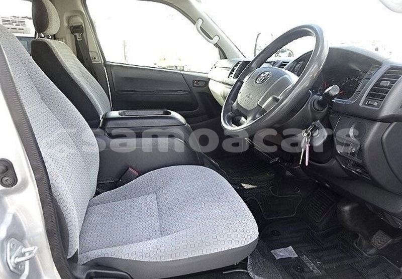 Big with watermark toyota hiace va a o fonoti faleapuna 5639