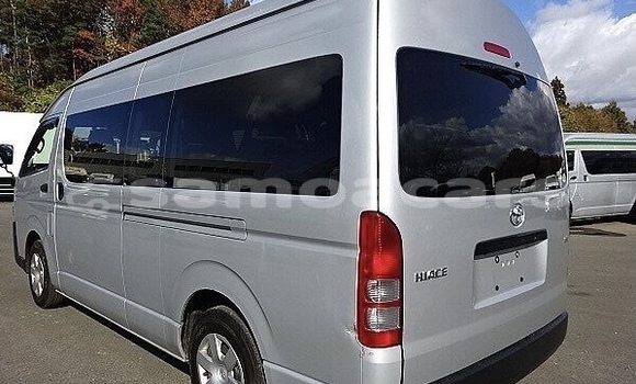 Acheter Occasion Voiture Toyota Hiace Gris à Apia, Tuamasaga Acheter Occasion Voiture Toyota Hiace Gris à Apia, Tuamasaga