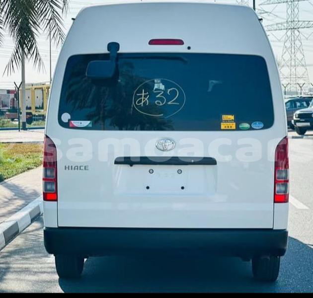 Big with watermark toyota hiace tuamasaga apia 5652