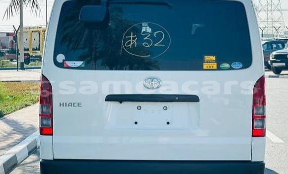 Buy Used Toyota Hiace White Car in Apia in Tuamasaga Buy Used Toyota Hiace White Car in Apia in Tuamasaga