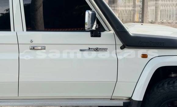 Acheter Occasion Voiture Toyota Land Cruiser Blanc à Apia, Tuamasaga Acheter Occasion Voiture Toyota Land Cruiser Blanc à Apia, Tuamasaga