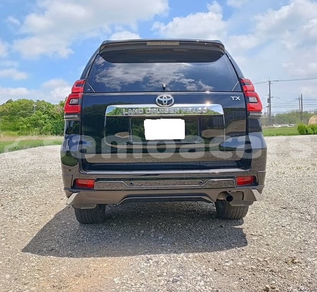 Big with watermark toyota land cruiser prado tuamasaga apia 5655