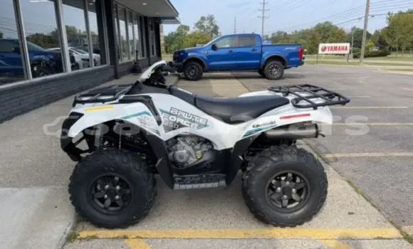 Buy New Kawasaki Brute Force White Bike in Matatufu in Atua Buy New Kawasaki Brute Force White Bike in Matatufu in Atua