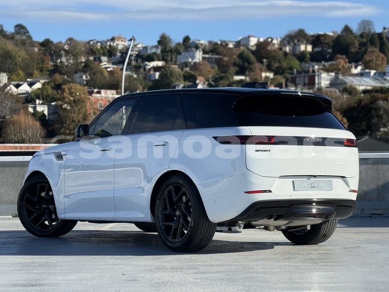 Big with watermark land rover range rover sport tuamasaga apia 5671