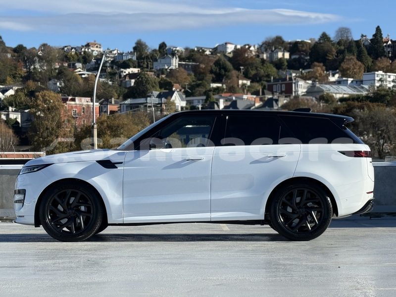 Big with watermark land rover range rover sport tuamasaga apia 5671