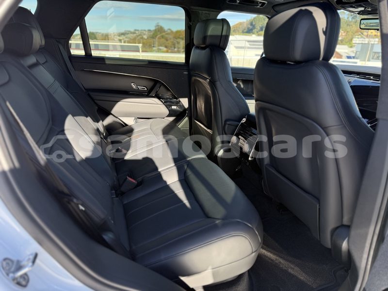 Big with watermark land rover range rover sport tuamasaga apia 5671