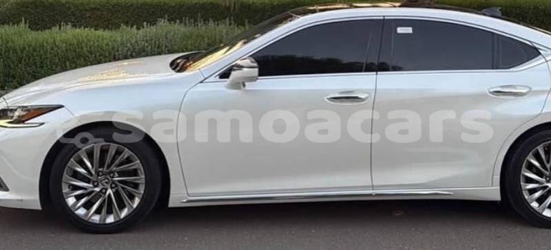 Big with watermark lexus es tuamasaga apia 5677