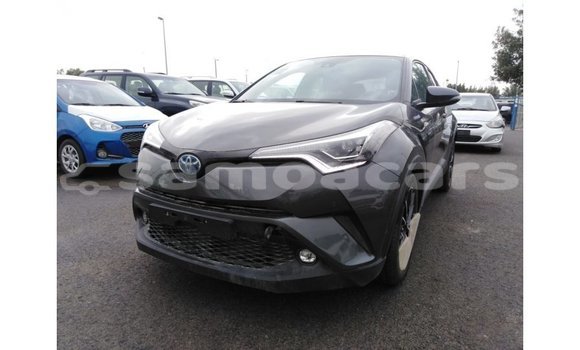 Buy Import Toyota C-HR Other Car in Import - Dubai in A'ana Buy Import Toyota C-HR Other Car in Import - Dubai in A'ana