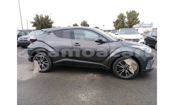 Buy Import Toyota C-HR Other Car in Import - Dubai in A'ana Buy Import Toyota C-HR Other Car in Import - Dubai in A'ana
