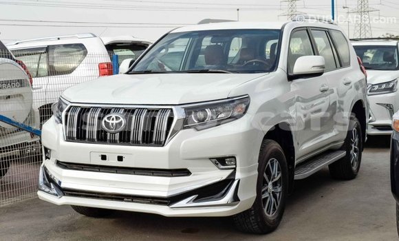 Buy Import Toyota Prado White Car in Import - Dubai in A'ana Buy Import Toyota Prado White Car in Import - Dubai in A'ana