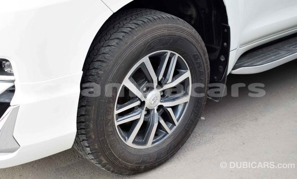 Buy Import Toyota Prado White Car in Import - Dubai in A'ana Buy Import Toyota Prado White Car in Import - Dubai in A'ana