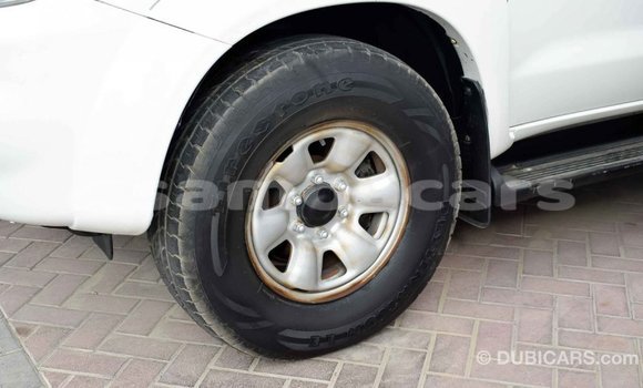 Acheter Import Voiture Toyota Fortuner Blanc à Import - Dubai, A'ana Acheter Import Voiture Toyota Fortuner Blanc à Import - Dubai, A'ana