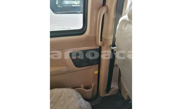 Buy Import Hyundai Accent White Car in Import - Dubai in A'ana Buy Import Hyundai Accent White Car in Import - Dubai in A'ana