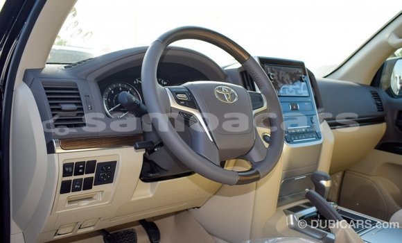 Buy Import Toyota Land Cruiser Black Car in Import - Dubai in A'ana Buy Import Toyota Land Cruiser Black Car in Import - Dubai in A'ana