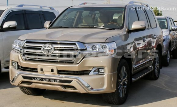 Acheter Import Voiture Toyota Land Cruiser Autre à Import - Dubai, A'ana Acheter Import Voiture Toyota Land Cruiser Autre à Import - Dubai, A'ana