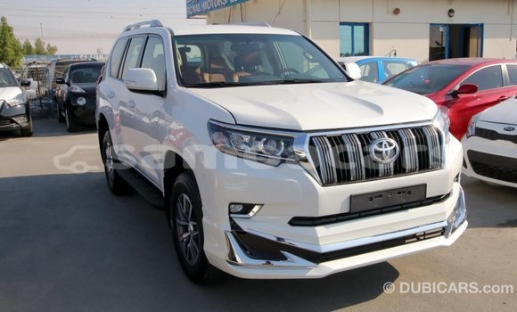 Buy Import Toyota Prado White Car in Import - Dubai in A'ana Buy Import Toyota Prado White Car in Import - Dubai in A'ana