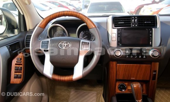 Buy Import Toyota Prado White Car in Import - Dubai in A'ana Buy Import Toyota Prado White Car in Import - Dubai in A'ana