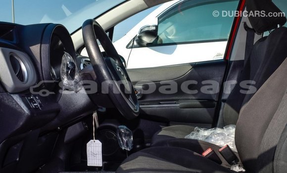 Acheter Import Voiture Toyota Yaris Rouge à Import - Dubai, A'ana Acheter Import Voiture Toyota Yaris Rouge à Import - Dubai, A'ana