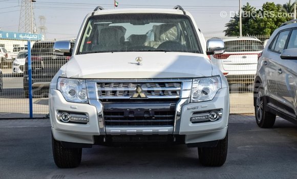Buy Import Mitsubishi Pajero White Car in Import - Dubai in A'ana Buy Import Mitsubishi Pajero White Car in Import - Dubai in A'ana
