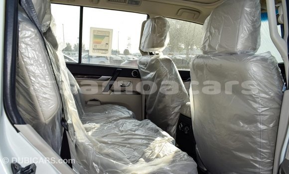 Buy Import Mitsubishi Pajero White Car in Import - Dubai in A'ana Buy Import Mitsubishi Pajero White Car in Import - Dubai in A'ana