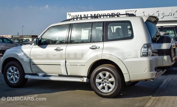 Buy Import Mitsubishi Pajero White Car in Import - Dubai in A'ana Buy Import Mitsubishi Pajero White Car in Import - Dubai in A'ana