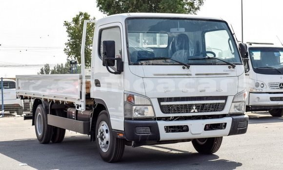 Buy Import Mitsubishi L400 White Truck in Import - Dubai in A'ana Buy Import Mitsubishi L400 White Truck in Import - Dubai in A'ana