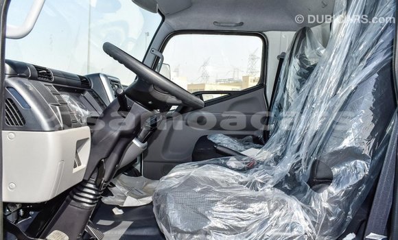 Buy Import Mitsubishi L400 White Truck in Import - Dubai in A'ana Buy Import Mitsubishi L400 White Truck in Import - Dubai in A'ana