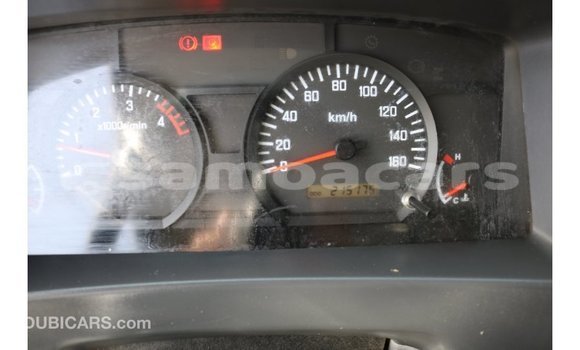 Acheter Import Voiture Isuzu Rodeo Blanc à Import - Dubai, A'ana