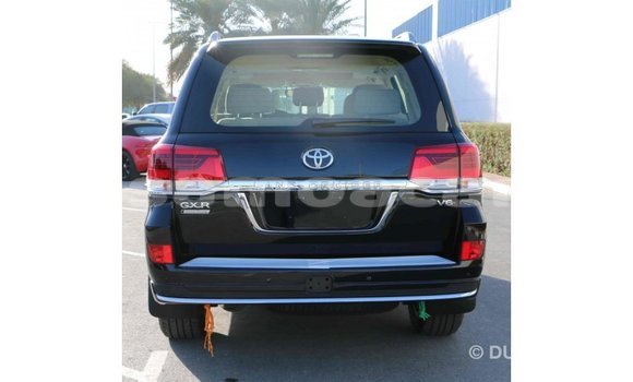 Acheter Import Voiture Toyota Land Cruiser Noir à Import - Dubai, A'ana Acheter Import Voiture Toyota Land Cruiser Noir à Import - Dubai, A'ana