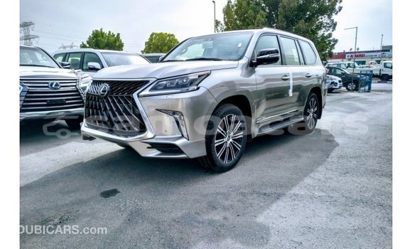 Acheter Import Voiture Lexus LX Autre à Import - Dubai, A'ana Acheter Import Voiture Lexus LX Autre à Import - Dubai, A'ana