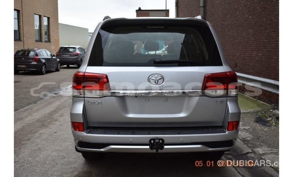 Buy Import Toyota Land Cruiser Other Car in Import - Dubai in A'ana Buy Import Toyota Land Cruiser Other Car in Import - Dubai in A'ana
